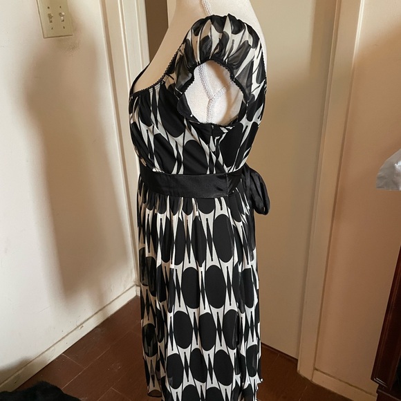 Speechless black white geometric print dress round neck size large cap sleeves - Picture 6 of 13